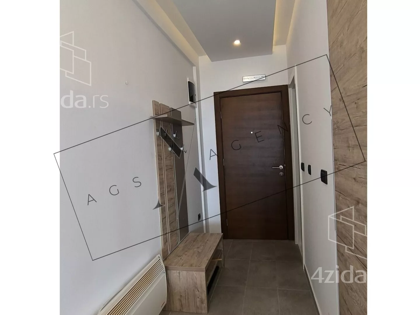 Garsonjera | 4zida