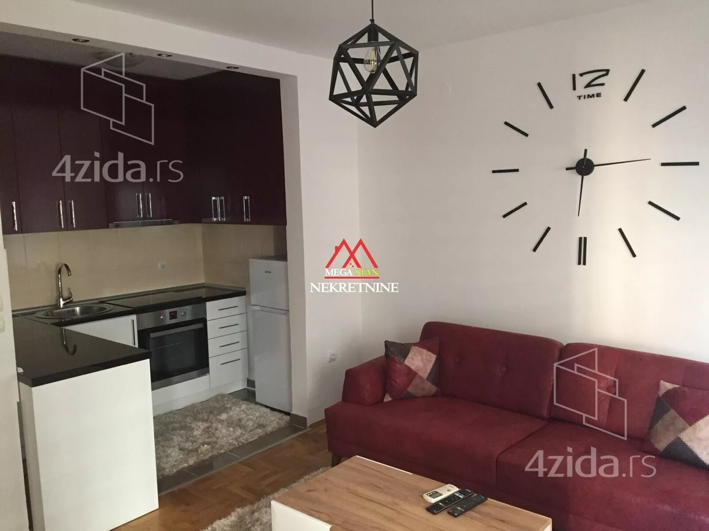 Jednoiposoban stan | 4zida