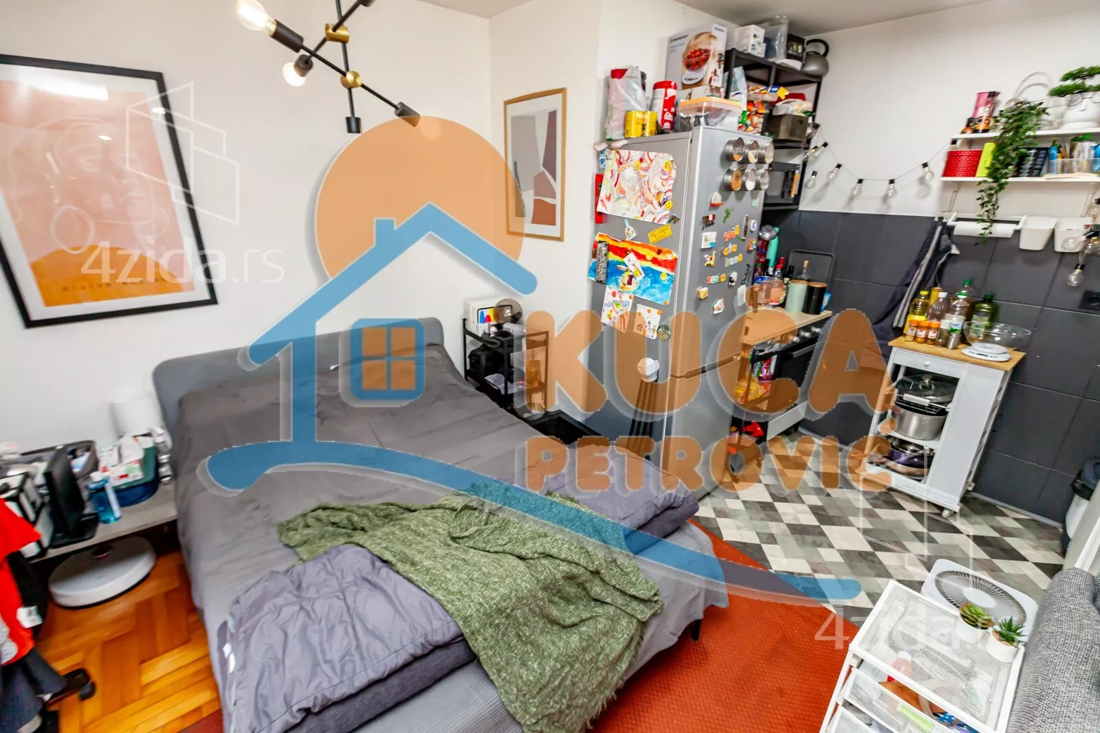 Jednoiposoban stan | 4zida