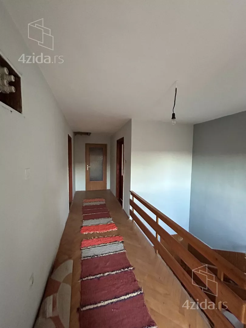 3-etažna kuća | 4zida