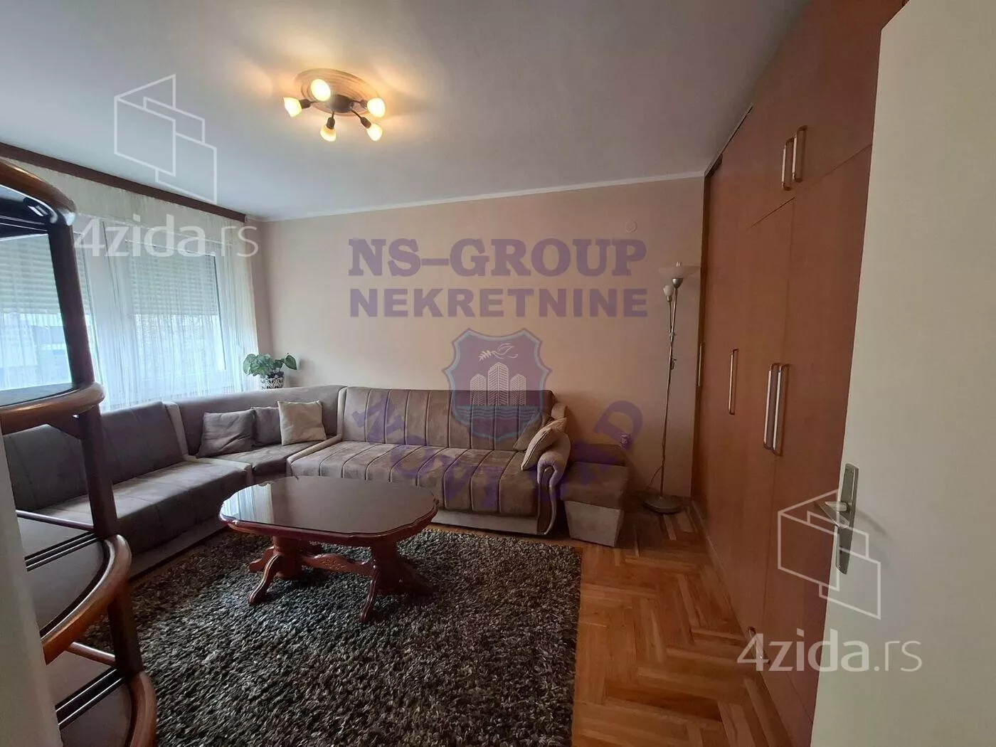 Jednoiposoban stan | 4zida