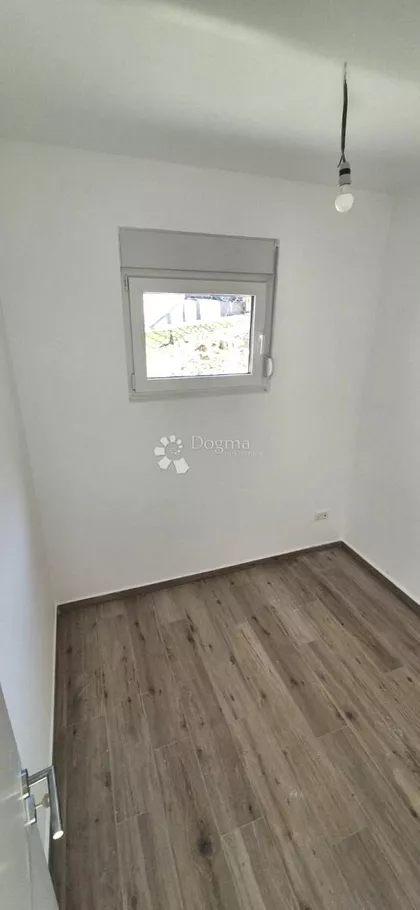 Učiteljska | 4zida.rs