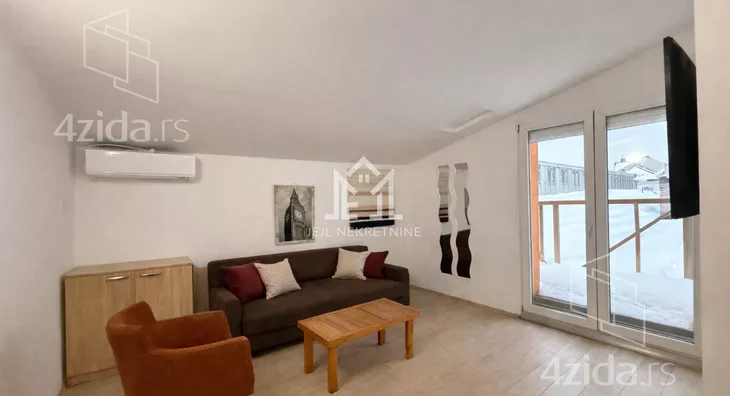 Petosoban stan | 4zida