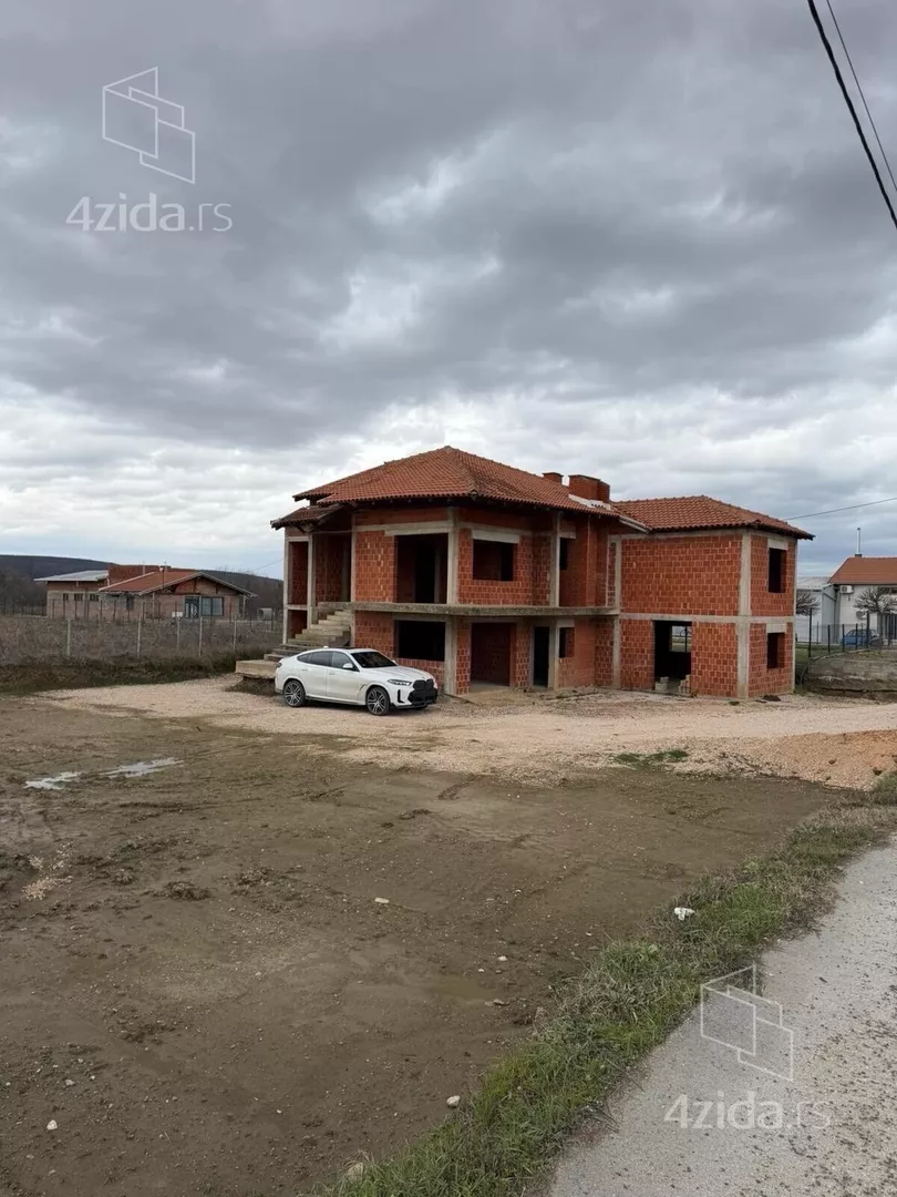 2-etažna kuća | 4zida