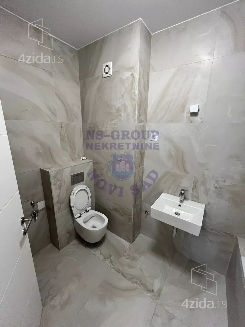 Petosoban stan | 4zida