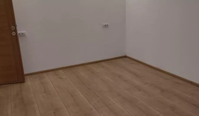 Poslovna zgrada | 4zida