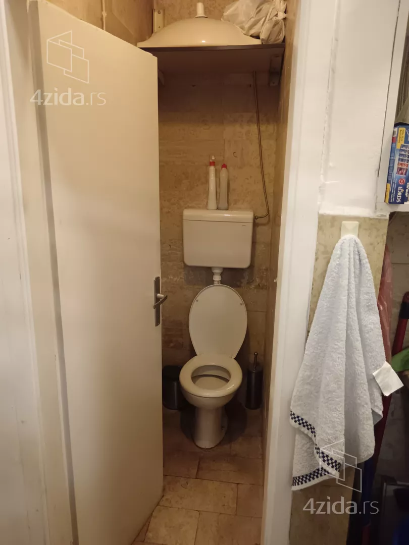 Lokal | 4zida
