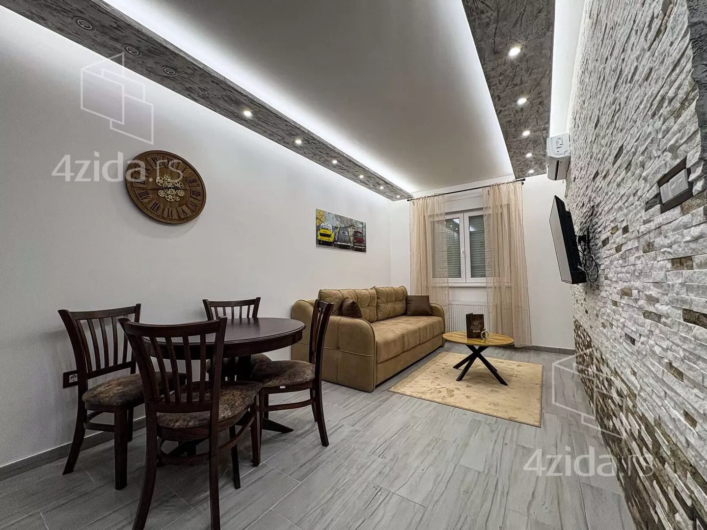 Jednoiposoban stan | 4zida