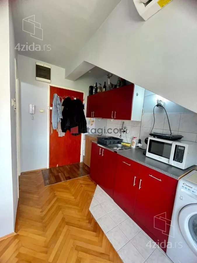 Garsonjera | 4zida