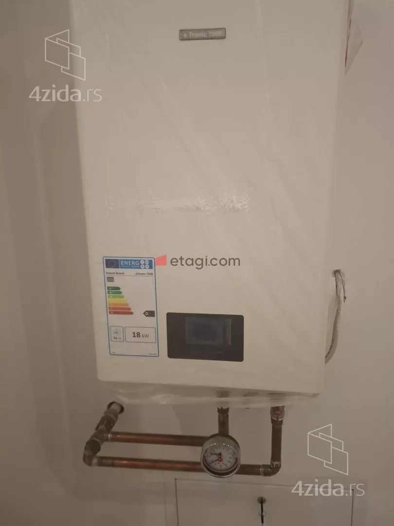 Petosoban stan | 4zida