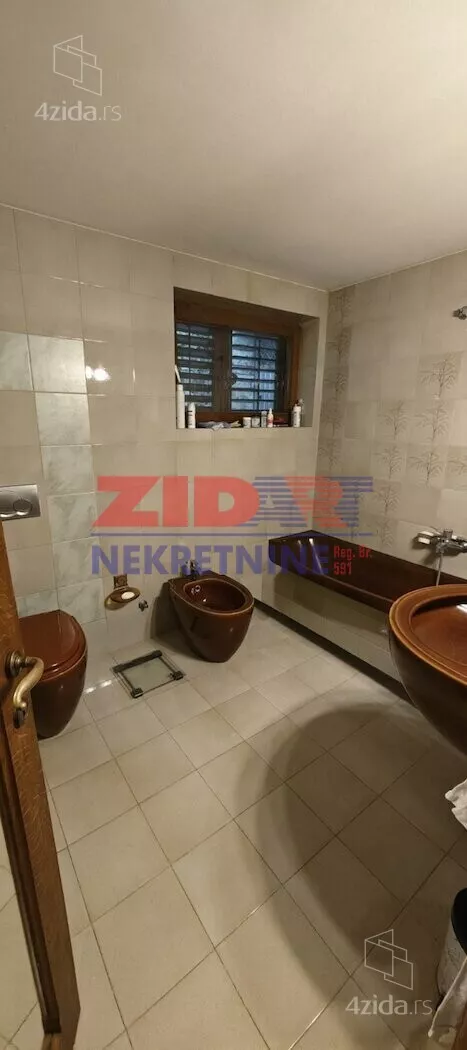 3-etažna kuća | 4zida