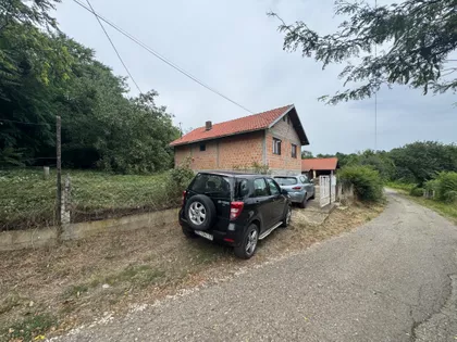 Mala Ivanča | 4zida.rs