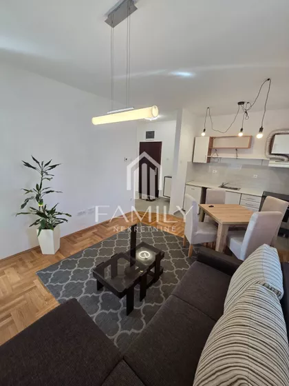 Novo Naselje | 4zida.rs