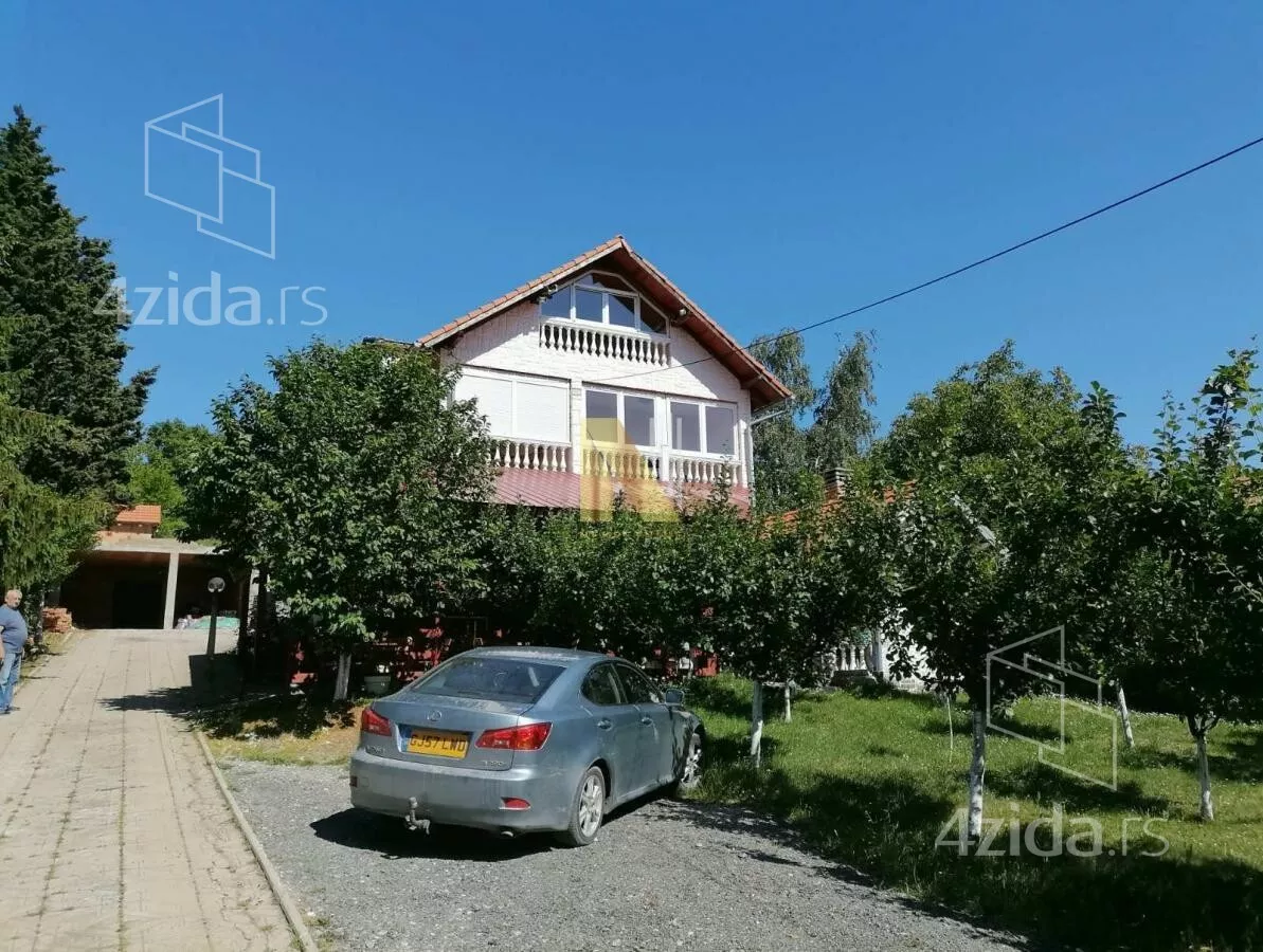 Kuća | 4zida