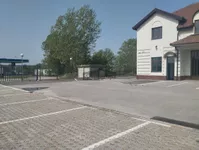 Poslovna zgrada | 4zida