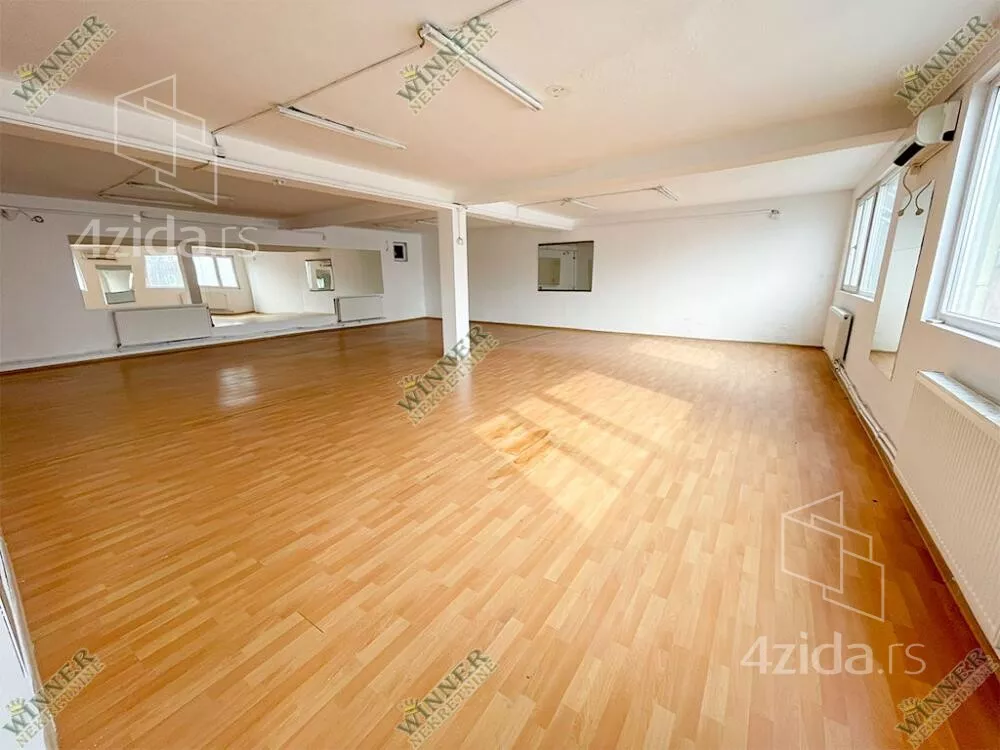 Poslovni prostor | 4zida