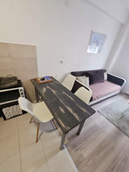 Vuka Bojovića 1 | 4zida.rs