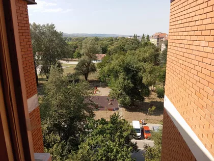 1300 Kaplara | 4zida.rs