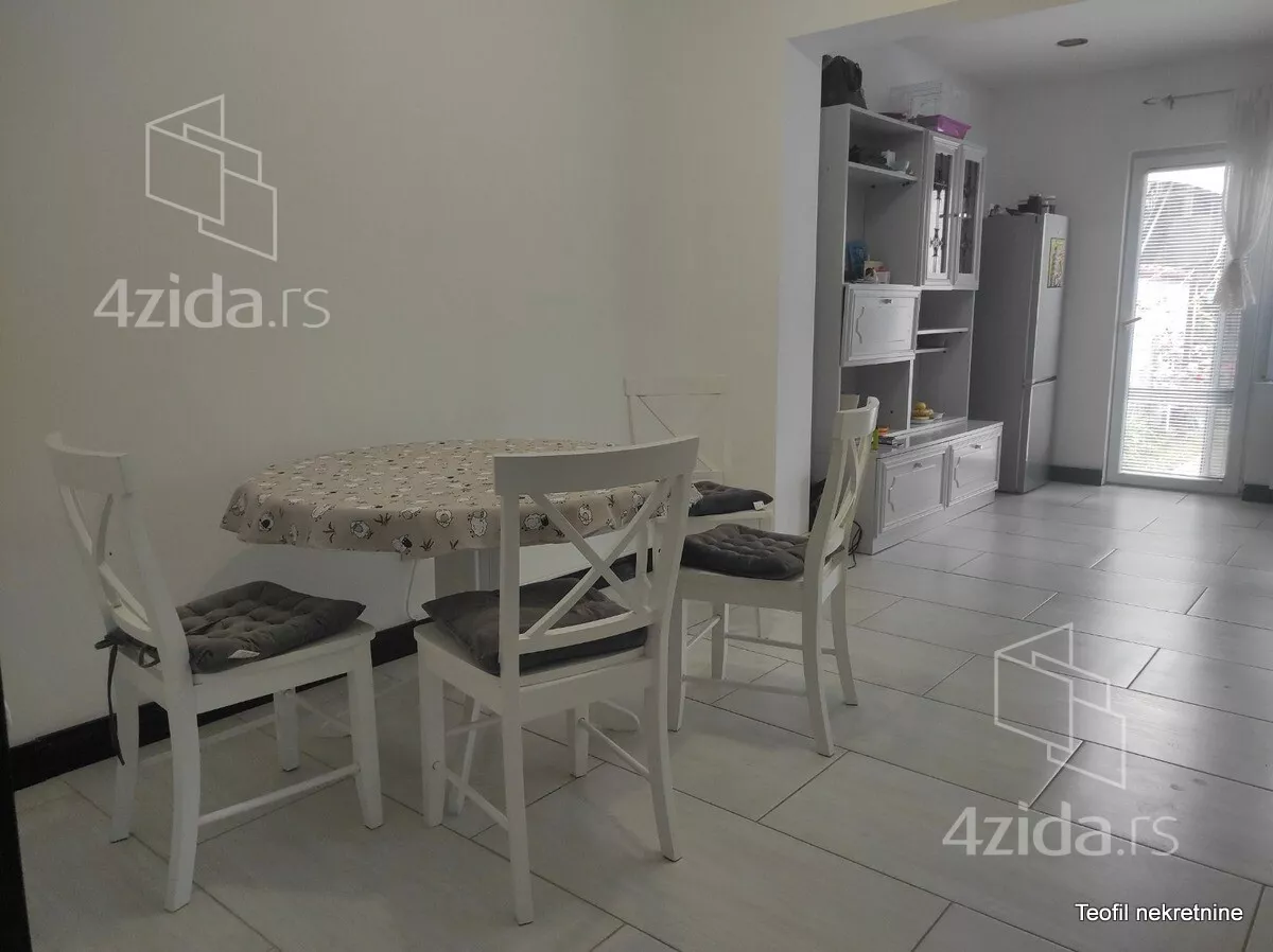 3-etažna kuća | 4zida