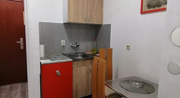 Garsonjera | 4zida
