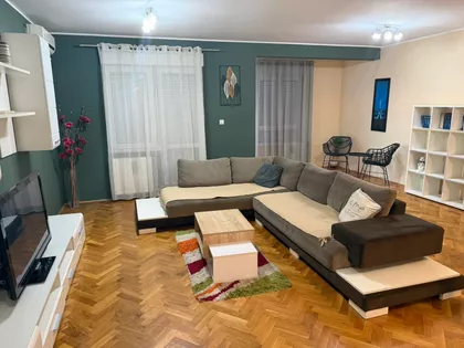 Veljka Dugoševića 92 | 4zida.rs