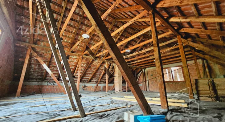 3-etažna kuća | 4zida