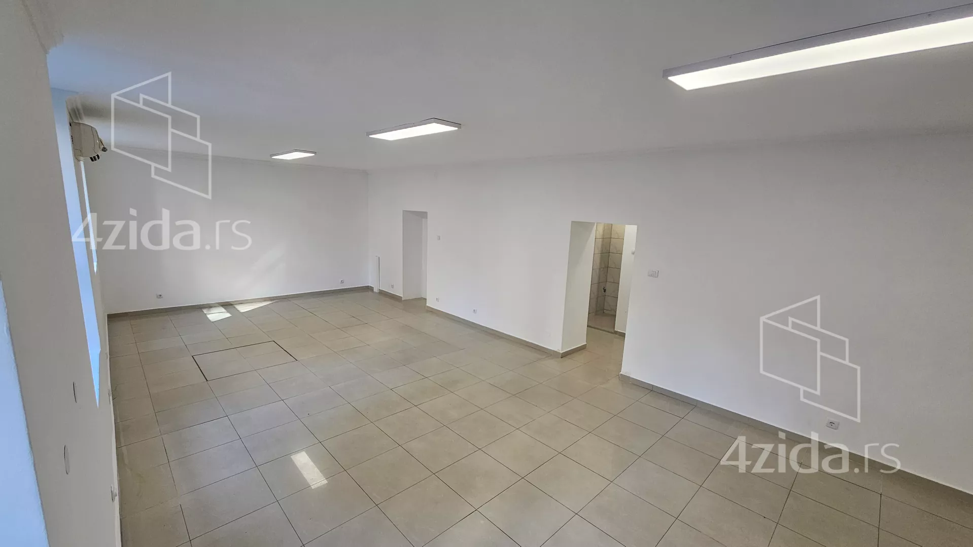 Poslovni prostor | 4zida