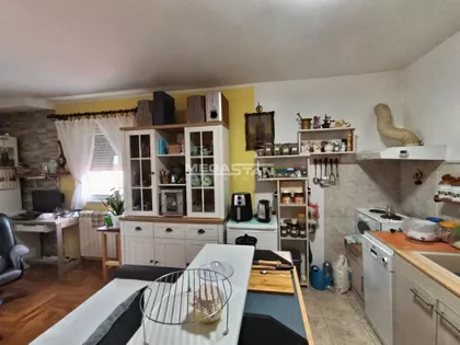 Popovačka | 4zida.rs