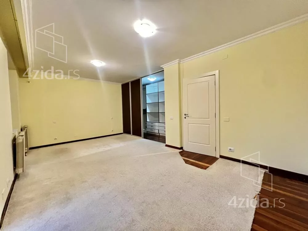 4-etažna kuća | 4zida