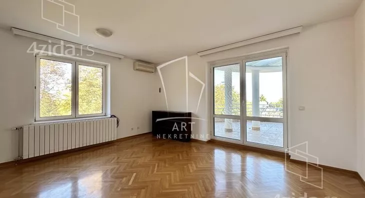 4-etažna kuća | 4zida