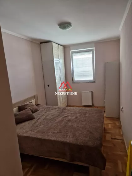 Vuka Karadžića | 4zida.rs
