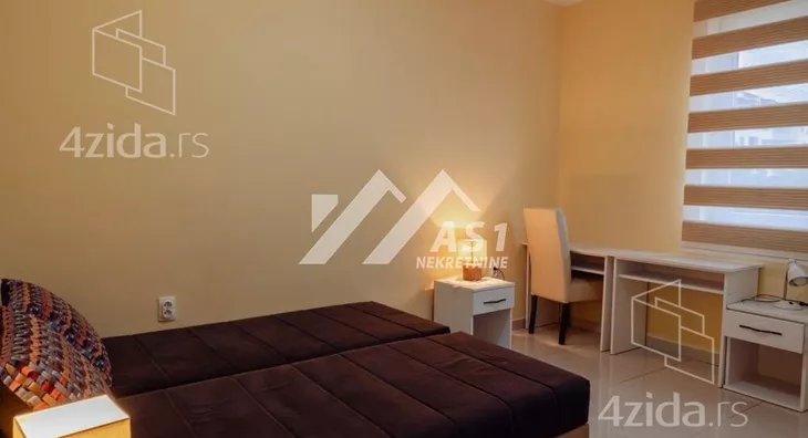 Četvoroiposoban stan | 4zida