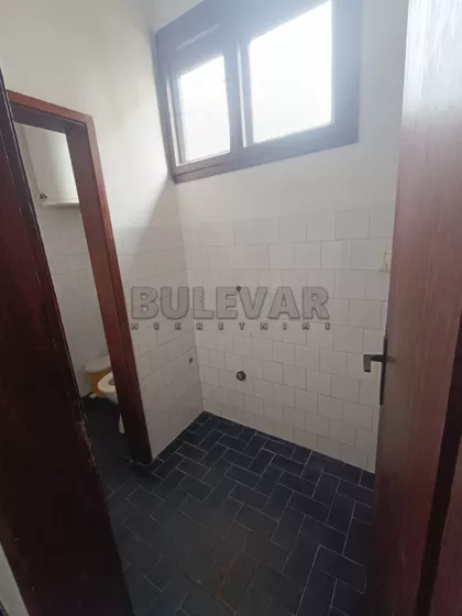 Učiteljska | 4zida.rs