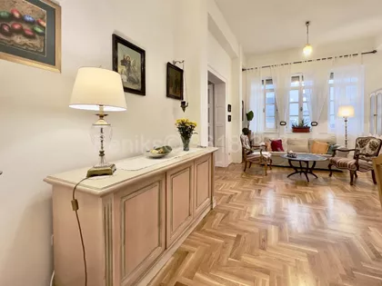 Lipov Lad | 4zida.rs