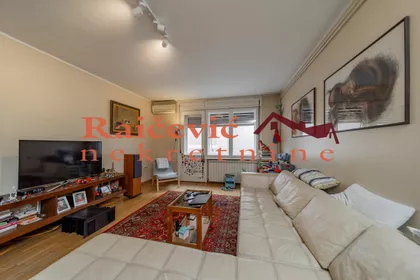 Hadzi Djerina | 4zida.rs