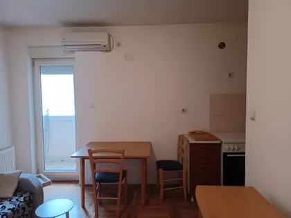 Janka Čmelika | 4zida.rs