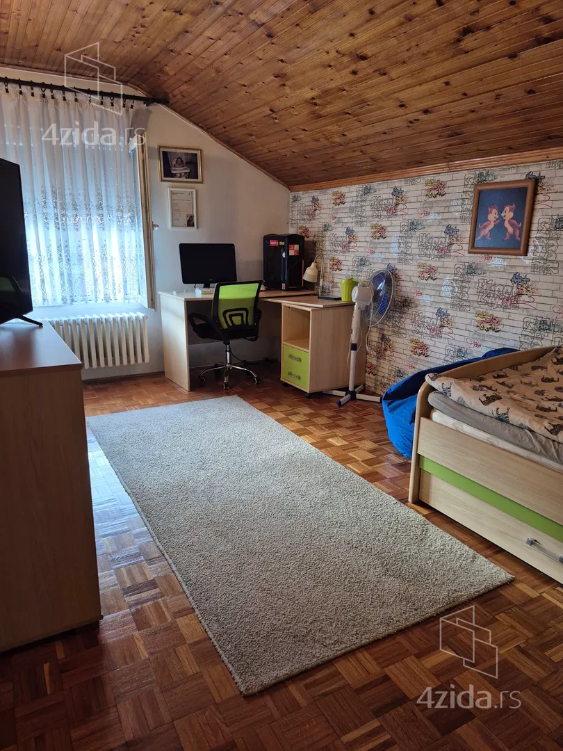 3-etažna kuća | 4zida