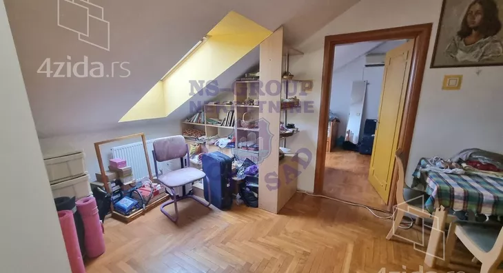 Šestosoban stan | 4zida