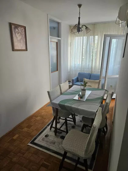 Braće Jerkovića 195 | 4zida.rs