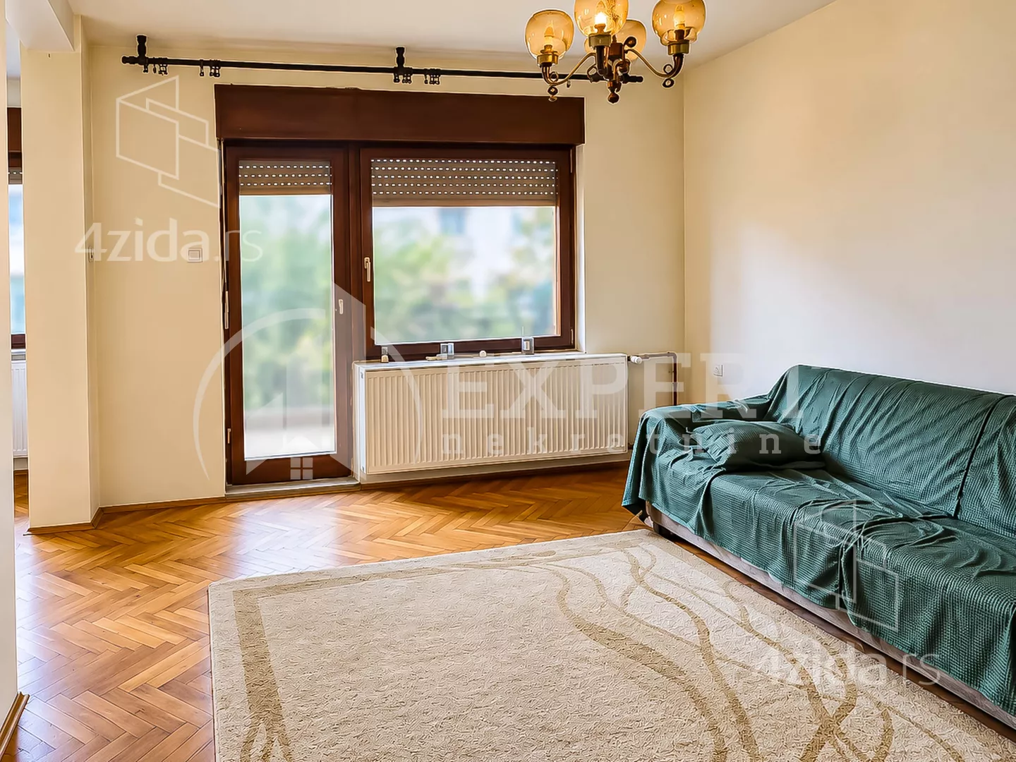 Troiposoban stan | 4zida