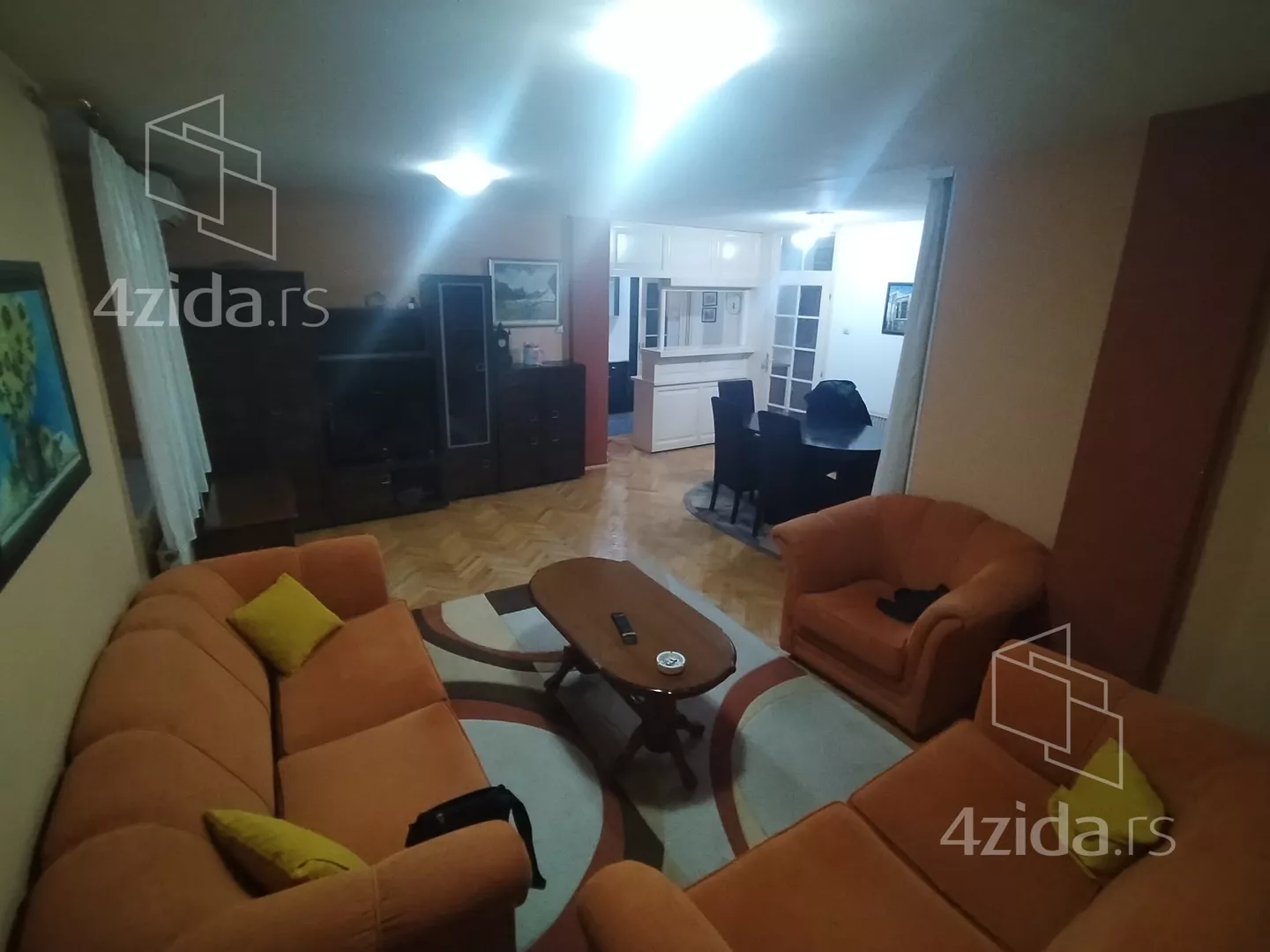 Troiposoban stan | 4zida