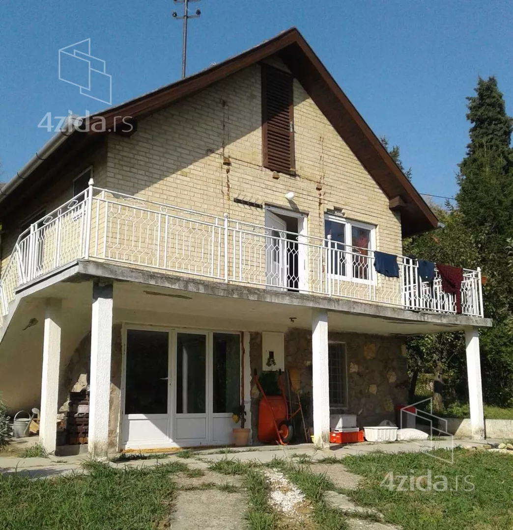 3-etažna kuća | 4zida
