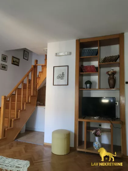 GOGOLJEVA | 4zida.rs