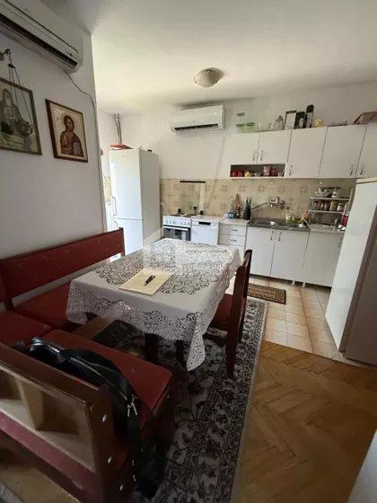 Zelenčeva | 4zida.rs