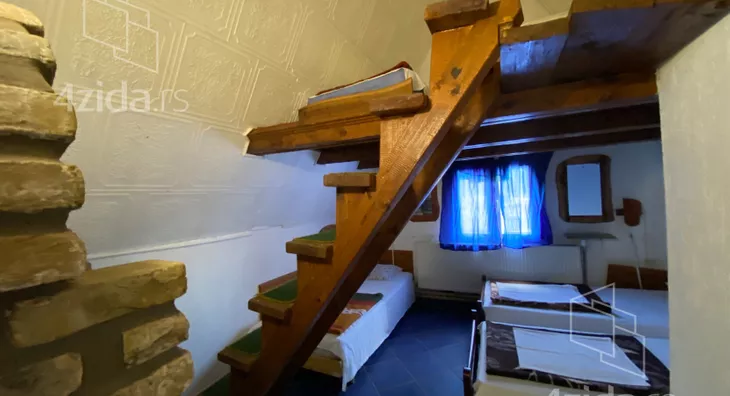Turistički objekat | 4zida