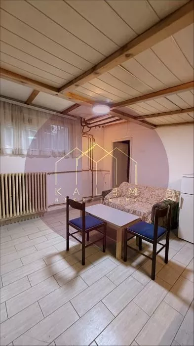 Klinički Centar | 4zida.rs