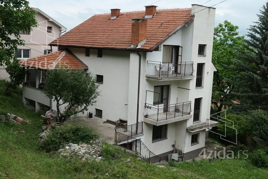 3-etažna kuća | 4zida