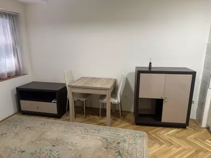 Darvinova | 4zida.rs