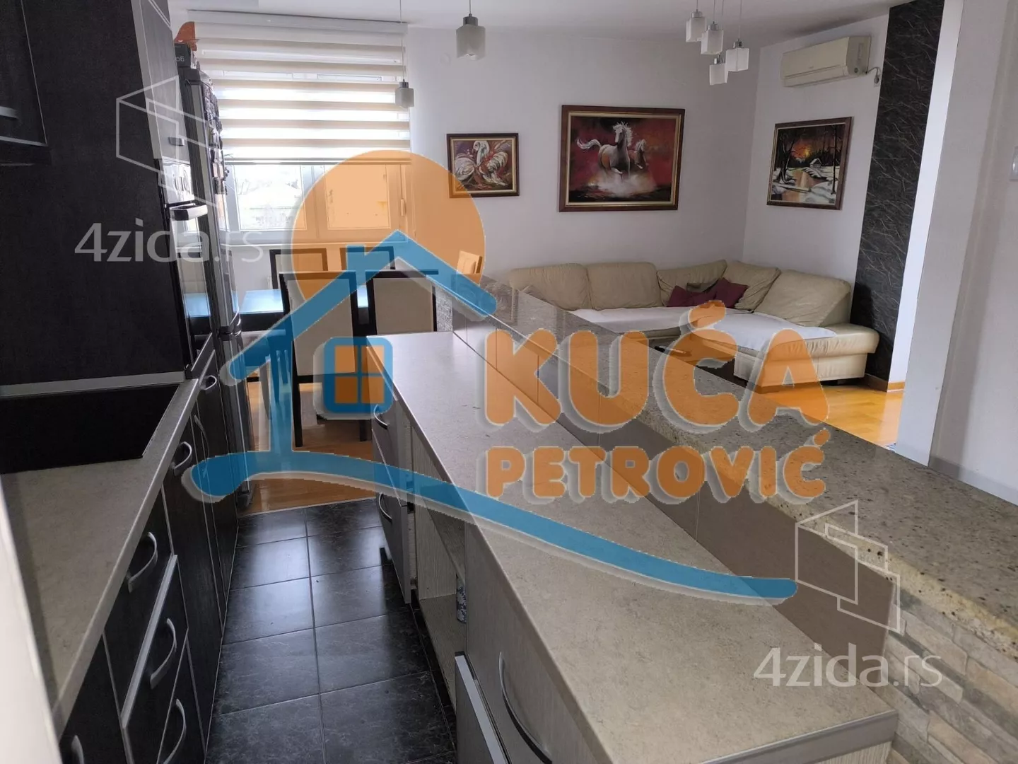 Dvoiposoban stan | 4zida