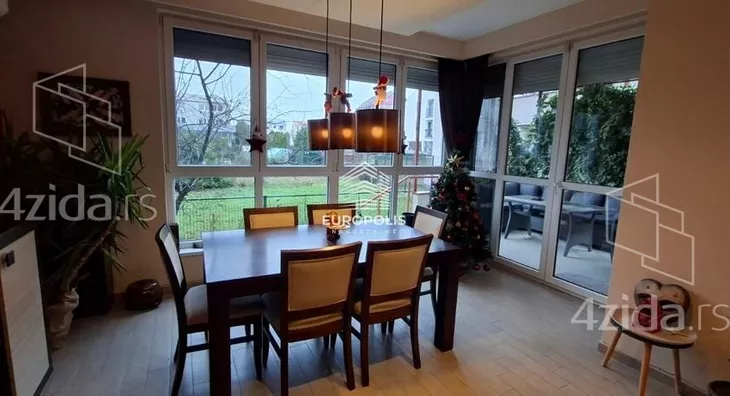 4-etažna kuća | 4zida